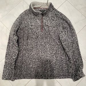True grit fleece pullover - size M!